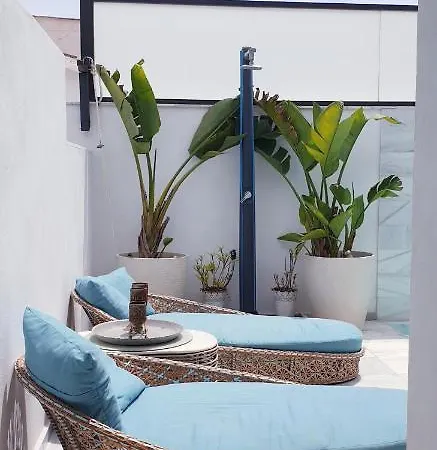 Marysol B Con Terraza Y Piscina Privada Бенальмадена