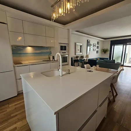 Marysol B Con Terraza Y Piscina Privada بيت للعطل بينالماذينا